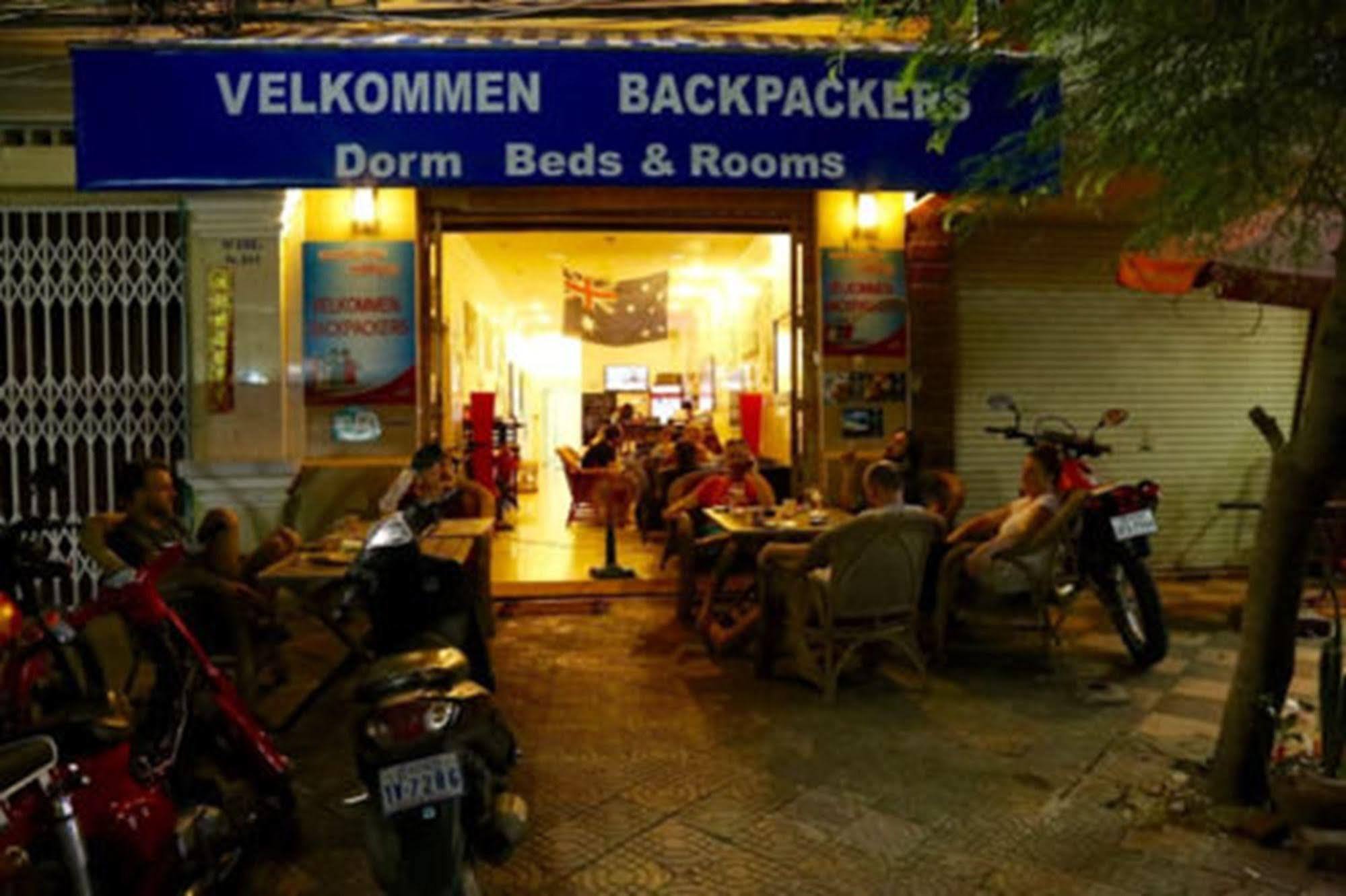 Riverside Backpackers Phnom Penh Zewnętrze zdjęcie
