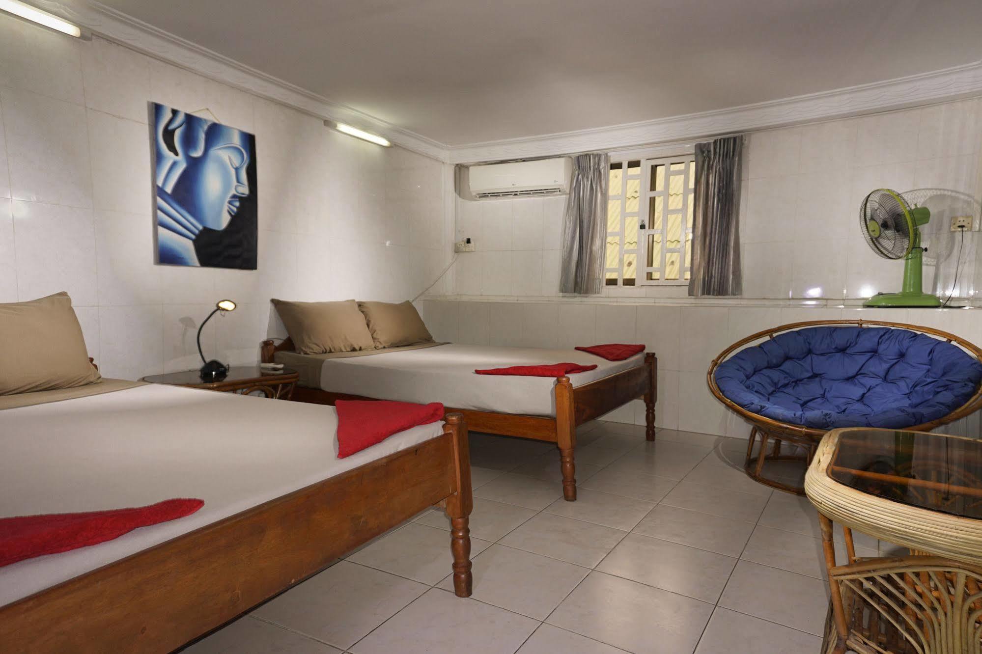 Riverside Backpackers Phnom Penh Zewnętrze zdjęcie