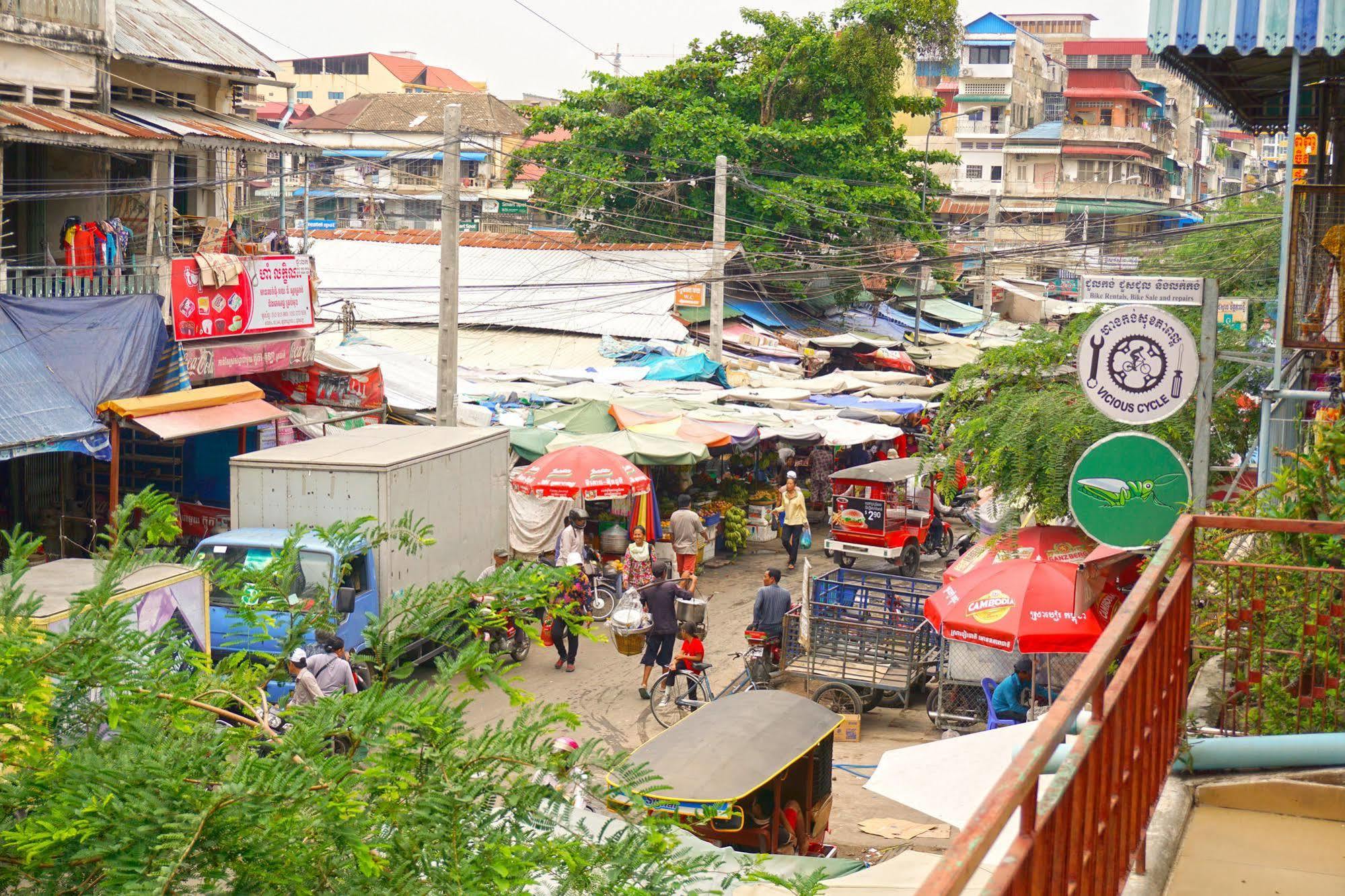 Riverside Backpackers Phnom Penh Zewnętrze zdjęcie
