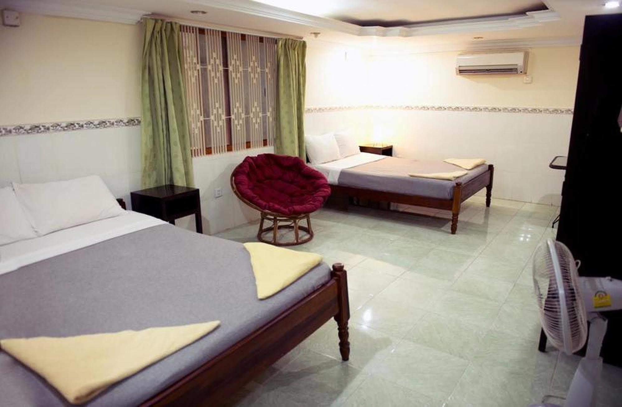 Riverside Backpackers Phnom Penh Zewnętrze zdjęcie